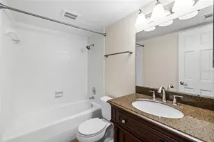 10360 Carrollwood Ln, Tampa, FL 33618 - Photo 33