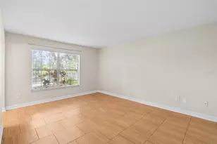 10360 Carrollwood Ln, Tampa, FL 33618 - Photo 27