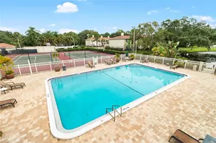10360 Carrollwood Ln, Tampa, FL 33618 - Photo 45