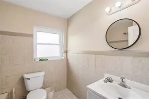 1090 Edgehill Ave, Spring Hill, FL 34606 - Photo 9
