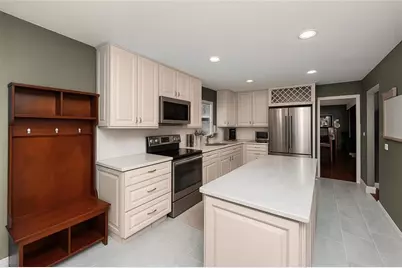 4107 Hudson Way, Tampa, FL 33618 - Photo 9