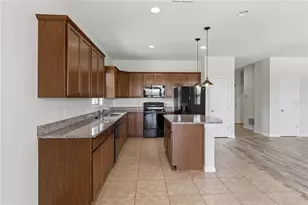 8804 Hinsdale Heights Dr, Polk City, FL 33868 - Photo 9