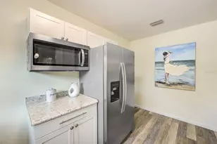 14079 Victoria Rd, Largo, FL 33774 - Photo 11