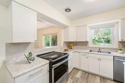 14079 Victoria Road, Largo, FL 33774 - Photo 9