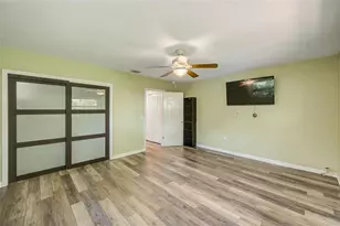 14079 Victoria Rd, Largo, FL 33774 - Photo 21