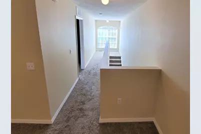 9870 Ashburn Lake Drive, Tampa, FL 33610 - Photo 11