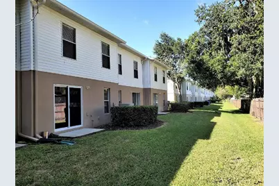 9870 Ashburn Lake Drive, Tampa, FL 33610 - Photo 21