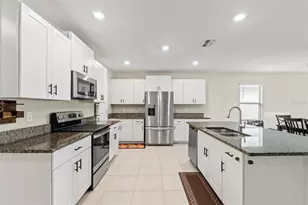 194 Argyll Dr, Spring Hill, FL 34609 - Photo 17