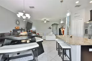 6370 Torrington Cir, Lakeland, FL 33811 - Photo 9