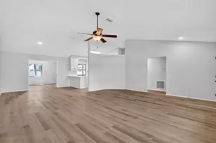 4632 31st Ct E, Bradenton, FL 34203 - Photo 7