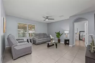 10607 Park Meadowbrooke Dr, Riverview, FL 33578 - Photo 9