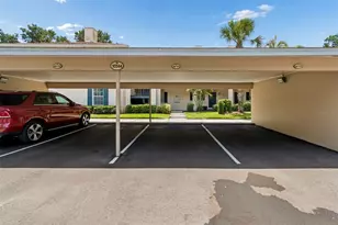 10344 Carrollwood Ln, Tampa, FL 33618 - Photo 35