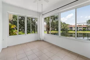 10344 Carrollwood Ln, Tampa, FL 33618 - Photo 17