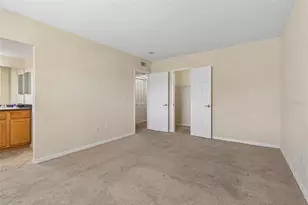 10344 Carrollwood Ln, Tampa, FL 33618 - Photo 23