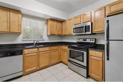 10344 Carrollwood Lane #176, Tampa, FL 33618 - Photo 5