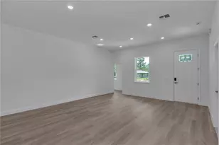 7565 N Santos Dr, Citrus Springs, FL 34434 - Photo 11