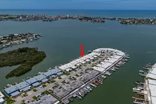 580 Boca Ciega Point Blvd S, Saint Petersburg, FL 33708 - Photo 41