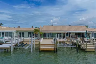 580 Boca Ciega Point Blvd S, Saint Petersburg, FL 33708 - Photo 37