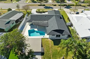 475 Island Way, Clearwater, FL 33767 - Photo 29