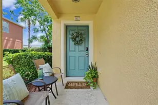 1977 Searay Shore Dr, Clearwater, FL 33763 - Photo 3