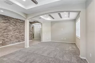 11318 Coventry Grove Cir, Lithia, FL 33547 - Photo 7