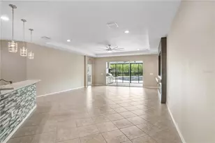 11318 Coventry Grove Cir, Lithia, FL 33547 - Photo 19