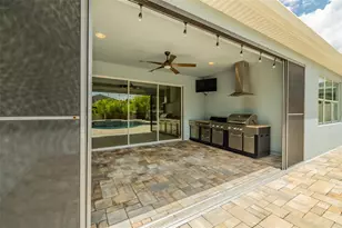 11318 Coventry Grove Cir, Lithia, FL 33547 - Photo 39