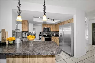 6907 Oldgate Cir, New Port Richey, FL 34655 - Photo 9