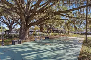 39132 Co Rd 54, Zephyrhills, FL 33542 - Photo 25