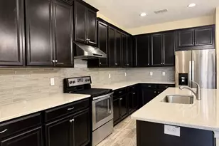 10708 Planer Picket Dr, Riverview, FL 33569 - Photo 5