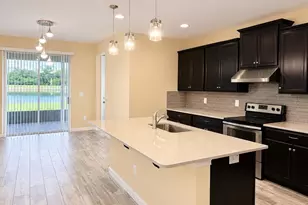 10708 Planer Picket Dr, Riverview, FL 33569 - Photo 9