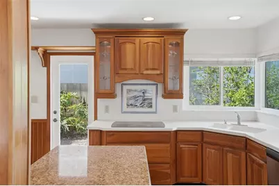1832 Venetian Point Drive, Clearwater, FL 33755 - Photo 33