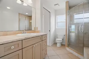 1832 Venetian Point Dr, Clearwater, FL 33755 - Photo 51