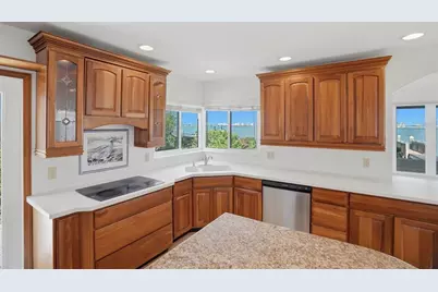 1832 Venetian Point Drive, Clearwater, FL 33755 - Photo 31
