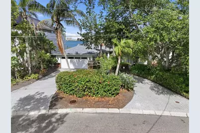 1832 Venetian Point Drive, Clearwater, FL 33755 - Photo 7
