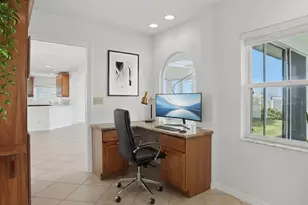 1832 Venetian Point Dr, Clearwater, FL 33755 - Photo 41