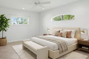 1832 Venetian Point Dr, Clearwater, FL 33755 - Photo 49