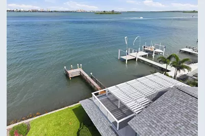 1832 Venetian Point Drive, Clearwater, FL 33755 - Photo 13