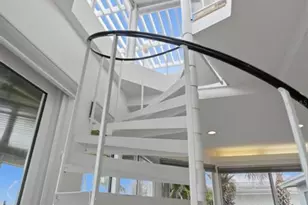 1832 Venetian Point Dr, Clearwater, FL 33755 - Photo 53