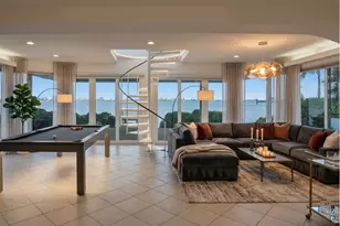 1832 Venetian Point Dr, Clearwater, FL 33755 - Photo 25