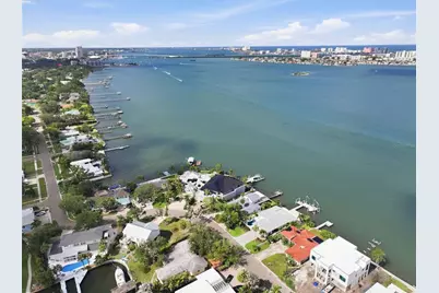 1832 Venetian Point Drive, Clearwater, FL 33755 - Photo 19