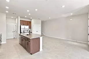 5588 Coopers Hawk Ct, Saint Cloud, FL 34772 - Photo 5