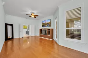 6122 Kestrelpark Dr, Lithia, FL 33547 - Photo 23
