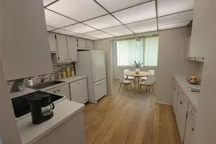 4890 Bay St NE, Saint Petersburg, FL 33703 - Photo 5