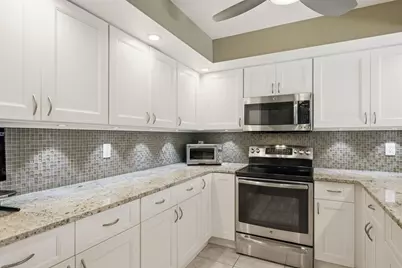 3055 Braeloch Circle W, Clearwater, FL 33761 - Photo 15