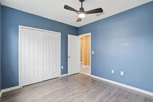 4819 Windy Hammock Way, Palmetto, FL 34221 - Photo 9