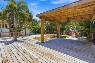 107 14th Avenue, Saint Pete Beach, FL 33706 - Photo 11