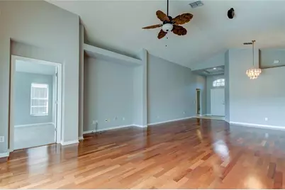 18829 Maisons Drive, Lutz, FL 33558 - Photo 23