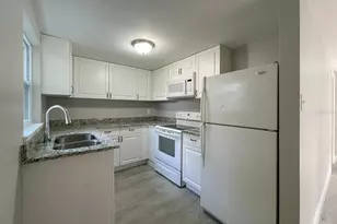 2704 E Columbus Dr, Tampa, FL 33605 - Photo 5