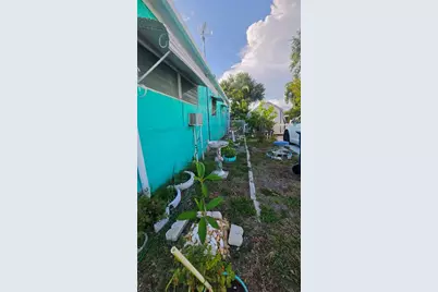 609 50th Avenue W, Bradenton, FL 34207 - Photo 7